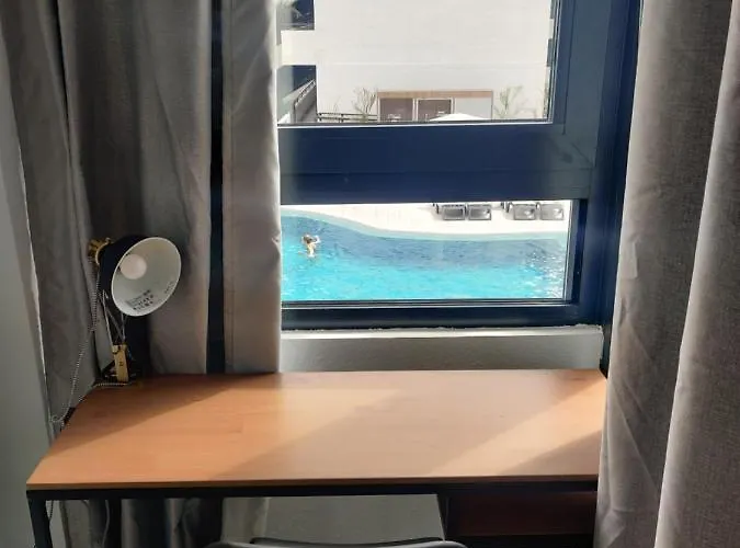 Luxury With Pool View Apart Otel