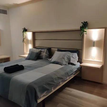 Luxury With Pool View Aparthotel 3*