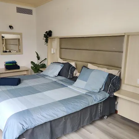 Luxury With Pool View Apartmanhotel 3*